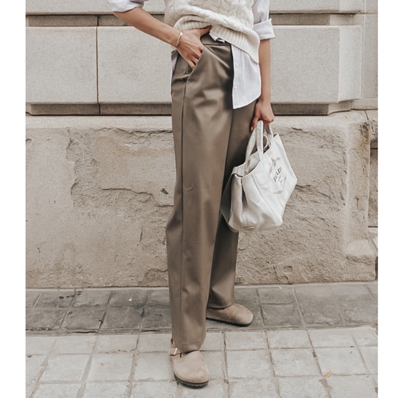 RD STYLE Wide Leg Vegan Leather Trousers size medium, colour taupe - Picture 1 of 6